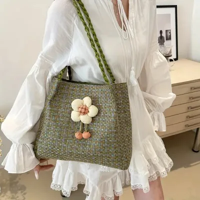 Fashionable Large Capacity Braided Straw Tote Bag